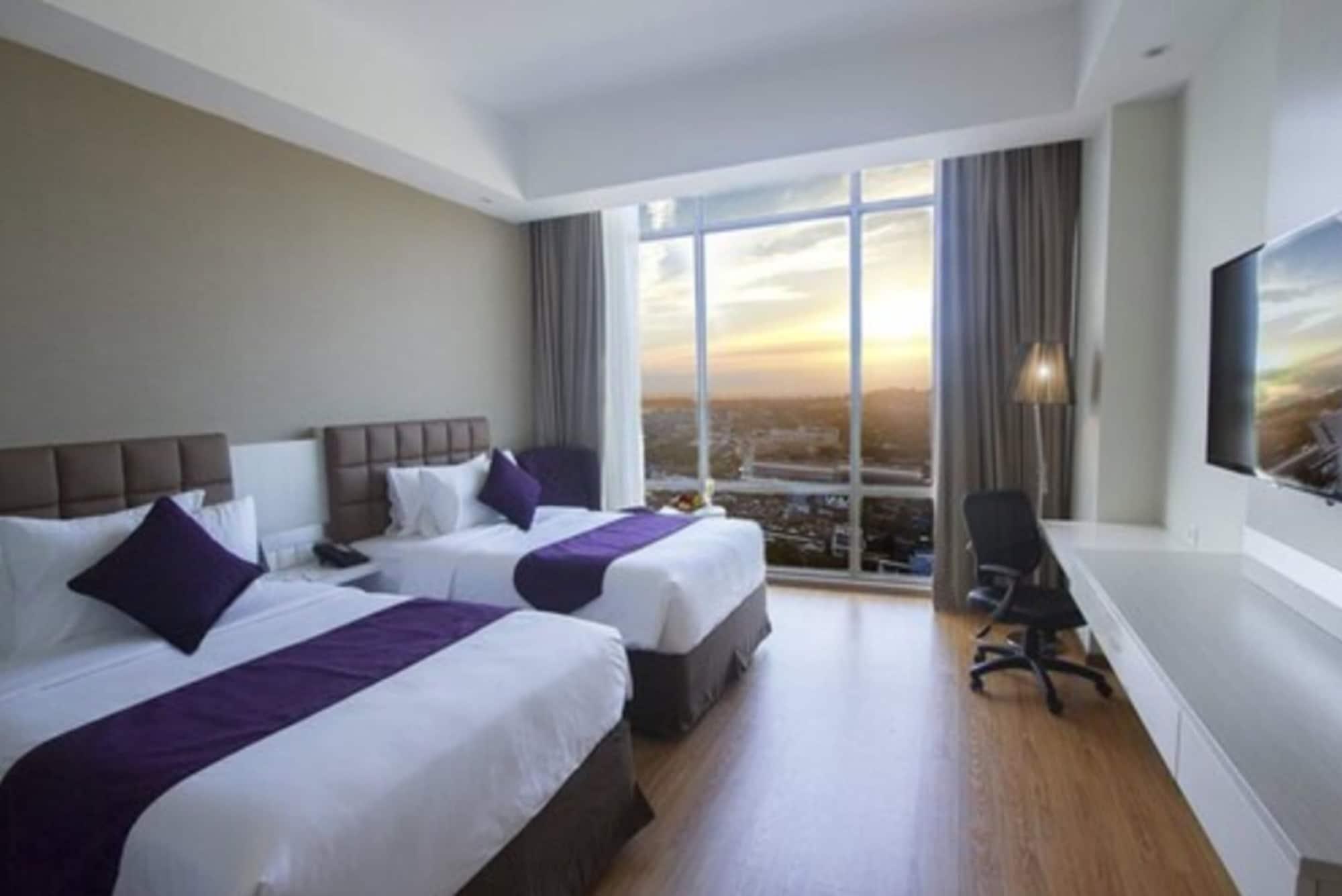 Platinum Hotel & Convention Hall Balikpapan Kültér fotó