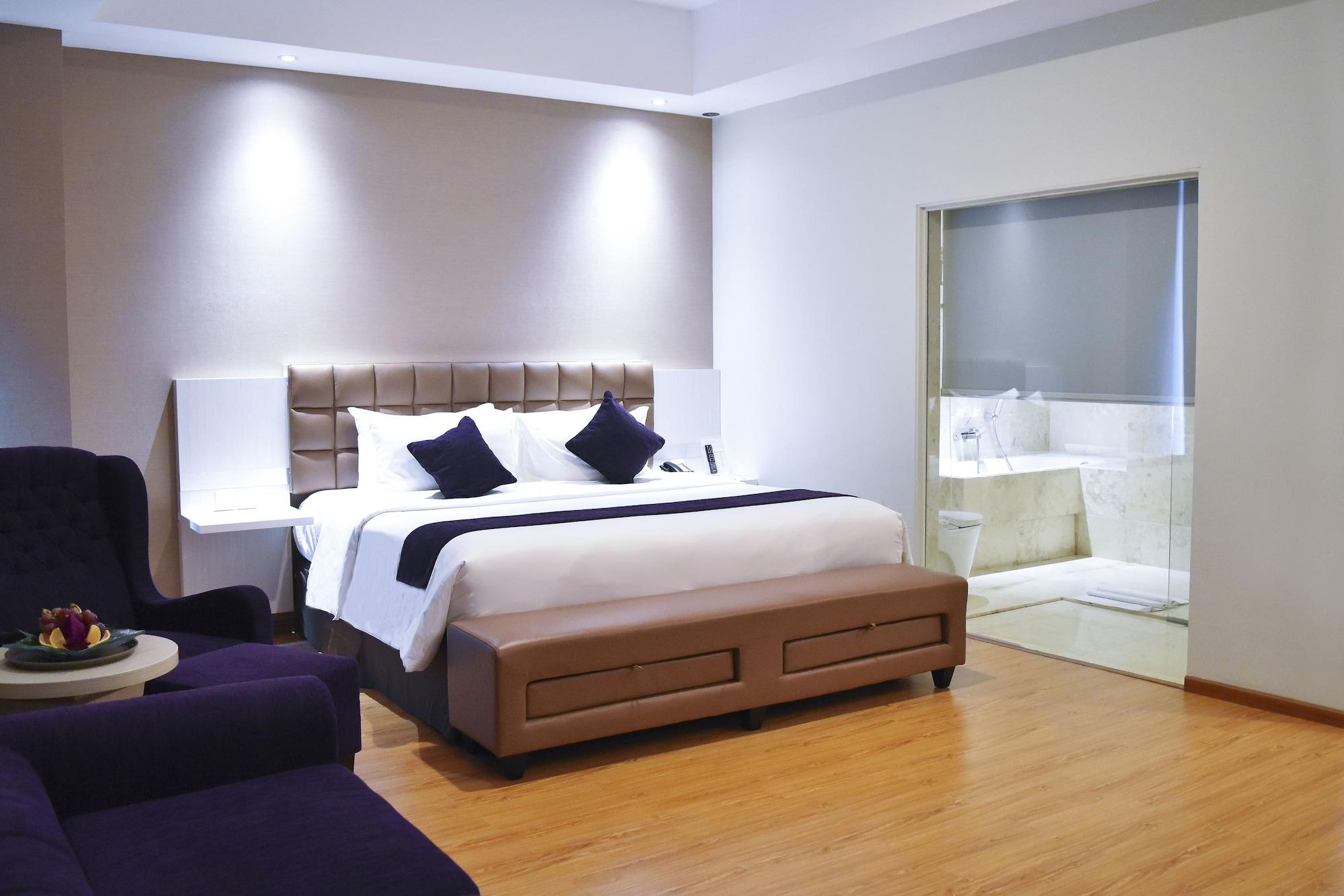 Platinum Hotel & Convention Hall Balikpapan Kültér fotó