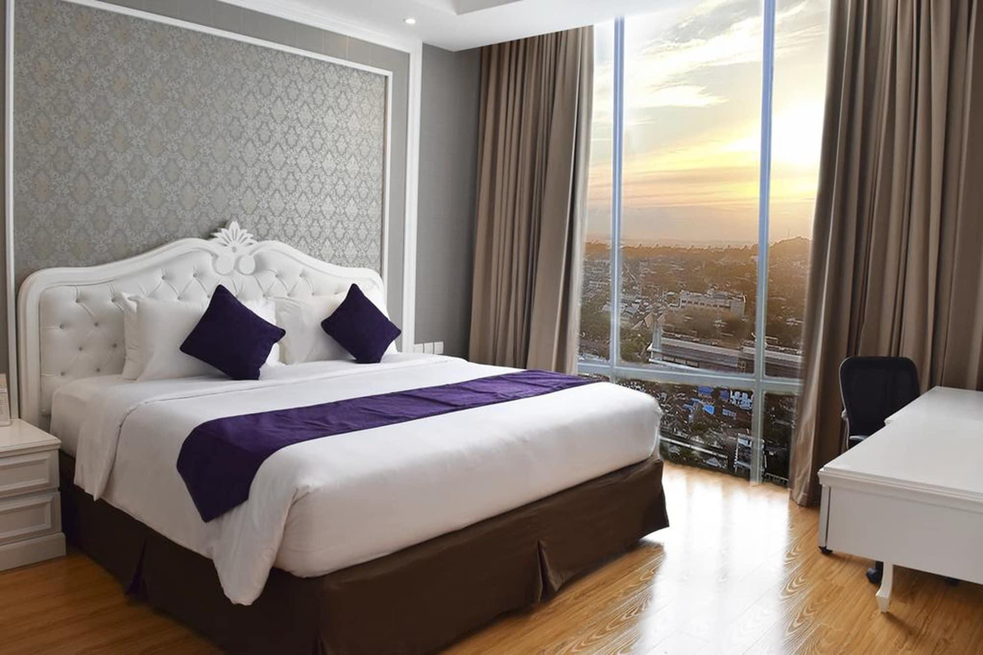 Platinum Hotel & Convention Hall Balikpapan Kültér fotó