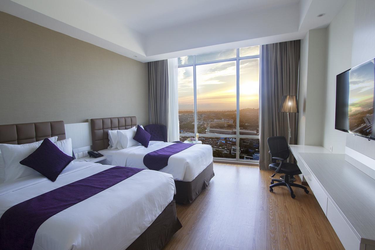 Platinum Hotel & Convention Hall Balikpapan Kültér fotó